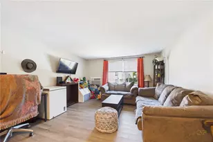 200 Woodlawn Ave, North Providence, RI 02904 - Photo 7