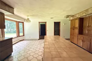 161 Council Rock Rd, Cranston, RI 02921 - Photo 17