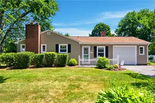 1 Teakwood Dr, Cumberland, RI 02864 - Photo 5