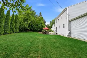223 Rodman St, South Kingstown, RI 02879 - Photo 31
