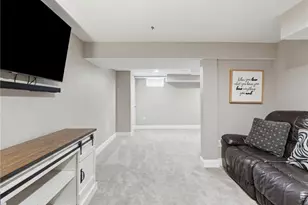 223 Rodman St, South Kingstown, RI 02879 - Photo 29