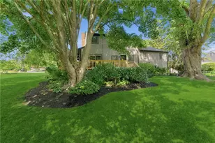 131 Taylor Rd, Portsmouth, RI 02871 - Photo 33