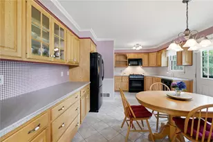 131 Taylor Rd, Portsmouth, RI 02871 - Photo 5