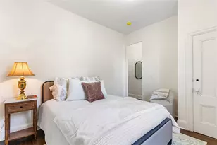 60 Bainbridge Ave, Providence, RI 02909 - Photo 21
