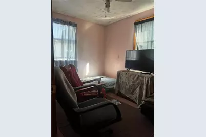73 Benedict Street, Providence, RI 02907 - Photo 11