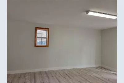 25 Railroad Avenue, Westerly, RI 02891 - Photo 5