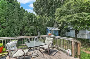 141 Cornell St, Cranston, RI 02920 - Photo 11