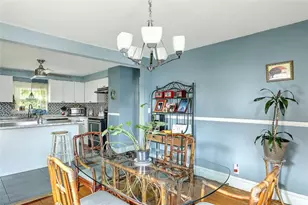 141 Cornell St, Cranston, RI 02920 - Photo 21