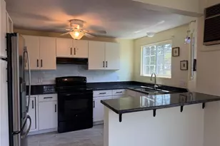 29 Swan Ct, North Providence, RI 02904 - Photo 1