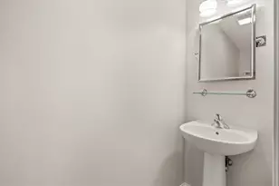 16 Streamview Dr, Cumberland, RI 02864 - Photo 15