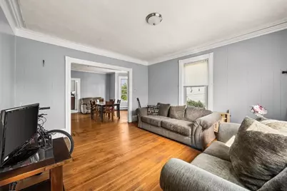 11 Sisson Street, Pawtucket, RI 02860 - Photo 25