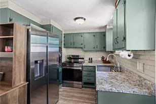 88 Keeley Ave, Warwick, RI 02886 - Photo 7