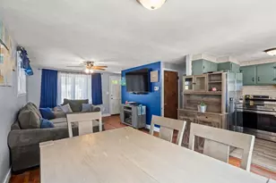 88 Keeley Ave, Warwick, RI 02886 - Photo 5