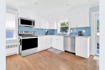 5 Byrnes Street, Newport, RI 02840 - Photo 25