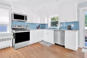 5 Byrnes St, Newport, RI 02840 - Photo 25