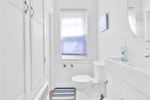 5 Byrnes St, Newport, RI 02840 - Photo 31