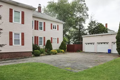 27 Elder Street, Pawtucket, RI 02860 - Photo 3