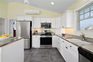 18 Starfish Dr Dr, Narragansett, RI 02882 - Photo 25