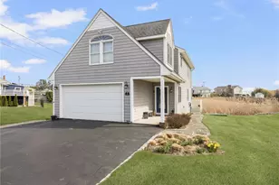 18 Starfish Dr Dr, Narragansett, RI 02882 - Photo 1