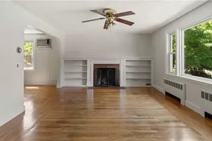 29 Cormier Rd, Lincoln, RI 02865 - Photo 3