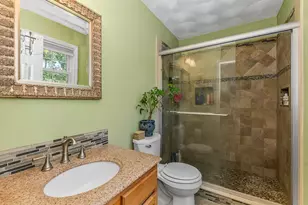 57 McKay Ct, Warwick, RI 02889 - Photo 15