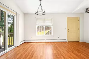 565 Quaker Ln, West Warwick, RI 02893 - Photo 5