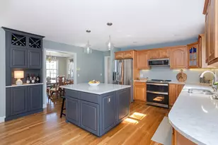 326 Windstone Dr, Portsmouth, RI 02871 - Photo 9