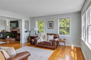 326 Windstone Dr, Portsmouth, RI 02871 - Photo 11