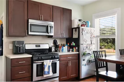 33 Amy Street, Providence, RI 02906 - Photo 9