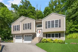 15 Birch Rd, Cumberland, RI 02864 - Photo 1