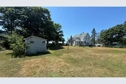 526 Connecticut Avenue, Block Island, RI 02807 - Photo 5