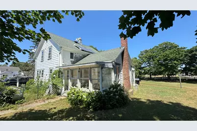 526 Connecticut Avenue, Block Island, RI 02807 - Photo 1