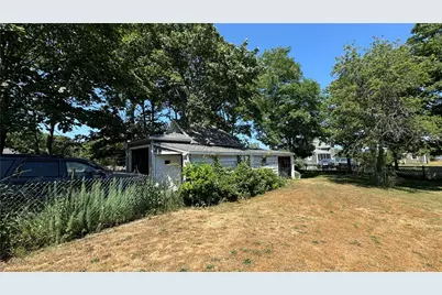 526 Connecticut Avenue, Block Island, RI 02807 - Photo 7