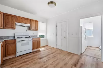 374 Douglas Avenue, Providence, RI 02908 - Photo 5