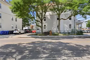 374 Douglas Ave, Providence, RI 02908 - Photo 3