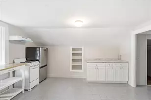 127 Meadow St, Pawtucket, RI 02860 - Photo 7