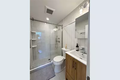 19 Walnut Street #4, Newport, RI 02840 - Photo 11