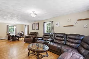 859 Knotty Oak Rd, Coventry, RI 02816 - Photo 11
