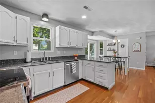 10 Loggers Run, West Warwick, RI 02893 - Photo 9