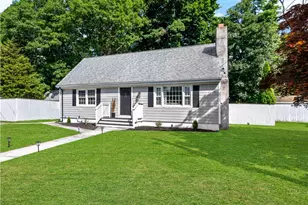 80 Briggs Ln, Tiverton, RI 02878 - Photo 3