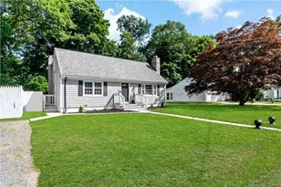 80 Briggs Ln, Tiverton, RI 02878 - Photo 1