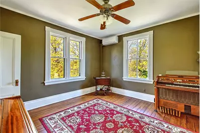 240 Brown Street Street #2, Providence, RI 02906 - Photo 9