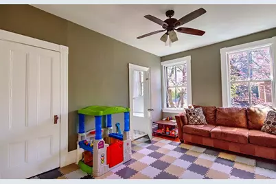 240 Brown Street Street #2, Providence, RI 02906 - Photo 25