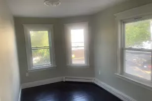 1375 Broad St, Providence, RI 02905 - Photo 3