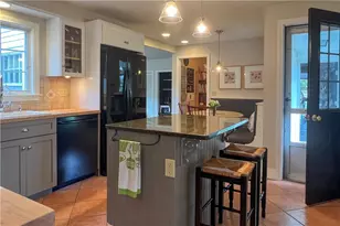 9 South Dr, Middletown, RI 02842 - Photo 9
