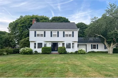 9 South Drive, Middletown, RI 02842 - Photo 1