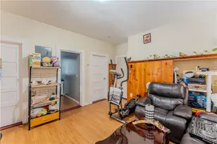 264 Douglas Ave, Providence, RI 02908 - Photo 21