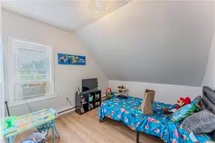 264 Douglas Ave, Providence, RI 02908 - Photo 23