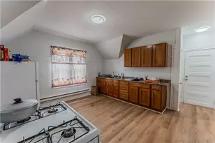 264 Douglas Ave, Providence, RI 02908 - Photo 3