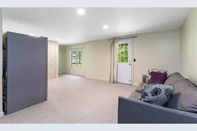 8 Acorn Court #E2, South Kingstown, RI 02879 - Photo 39
